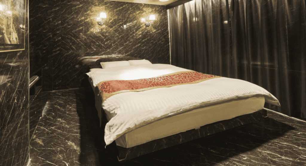 HOTEL ef（エフ）